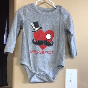 Baby gap onesie